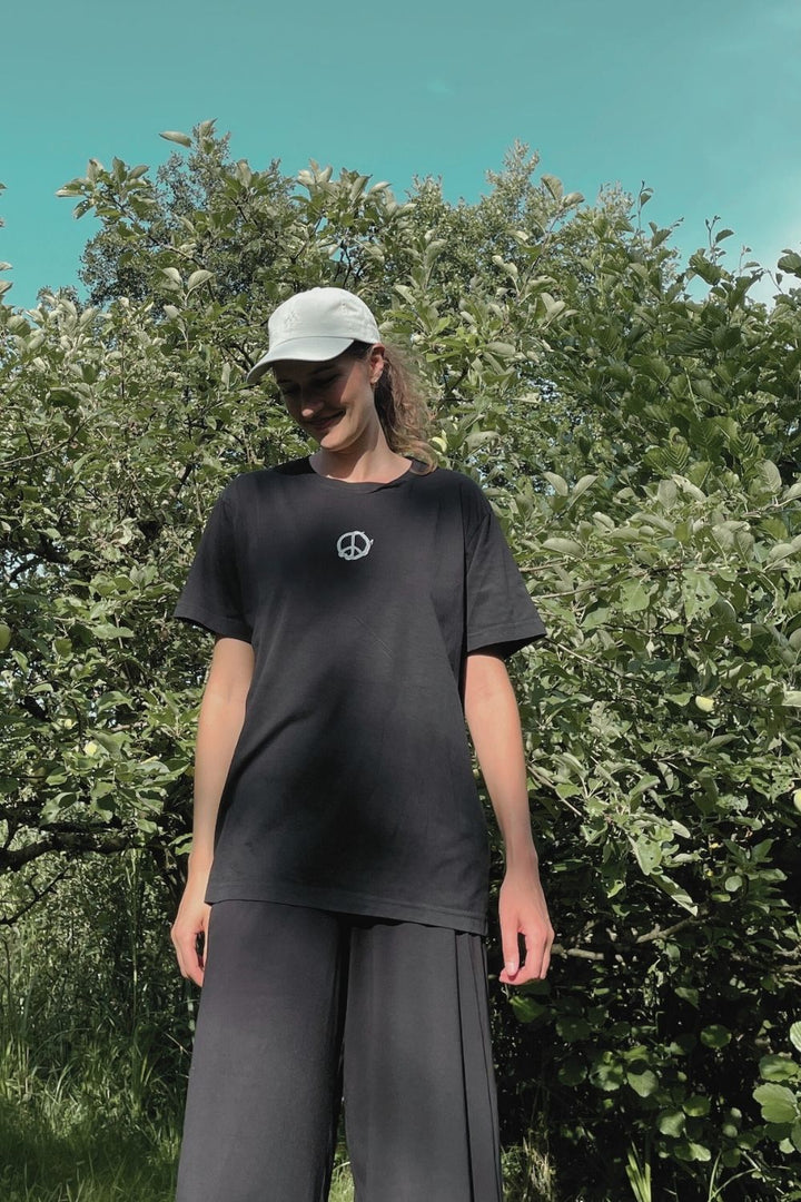 PEACESNAKE T-SHIRT UNISEX black