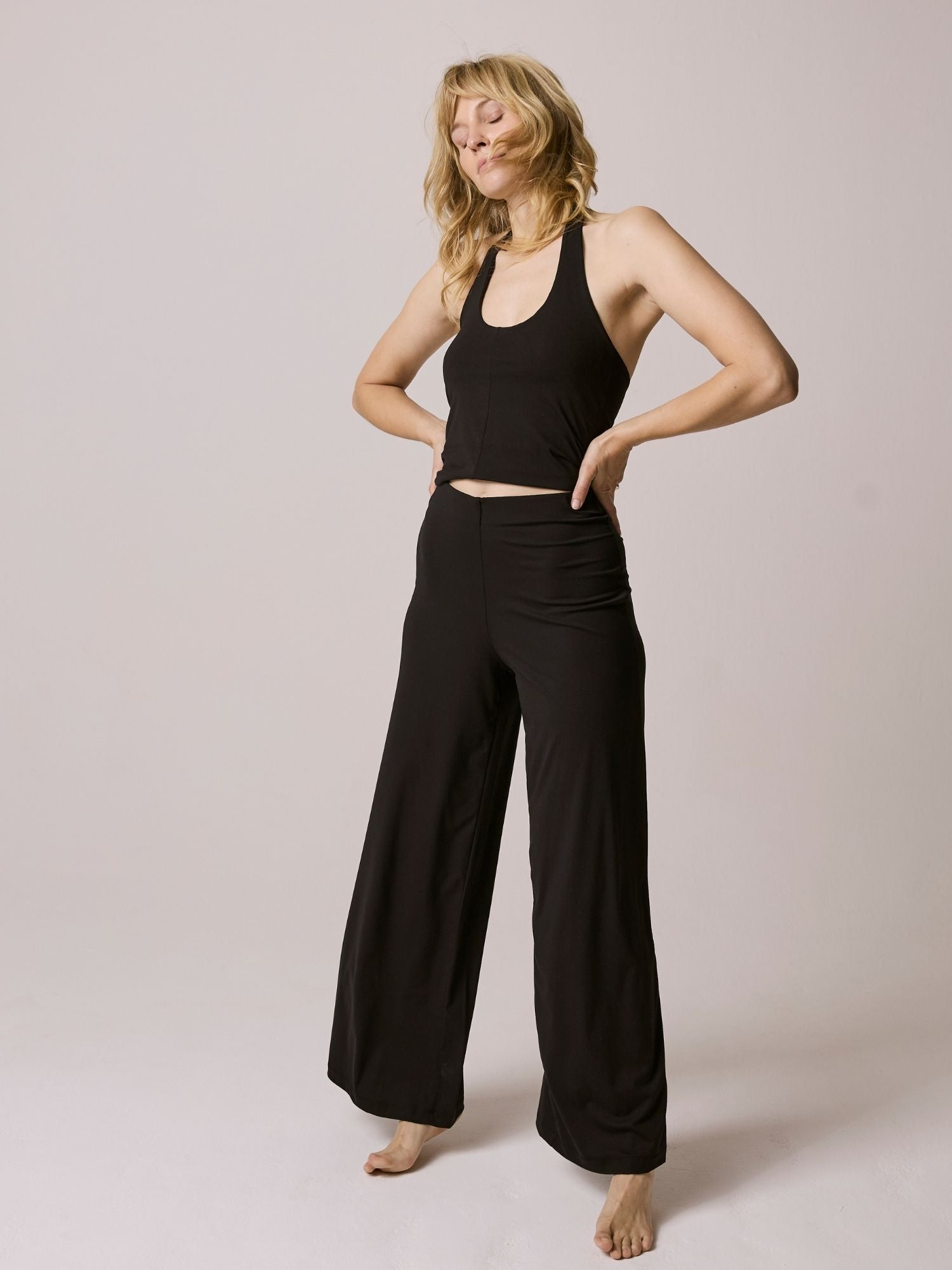 NECKHOLDER TOP