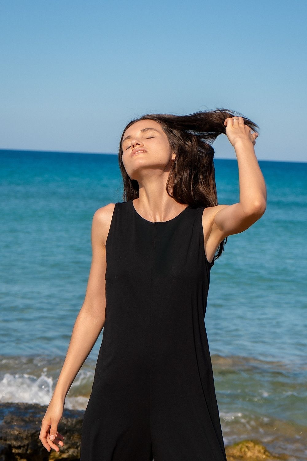 YOGA JUMPSUIT ROUND NECK  black